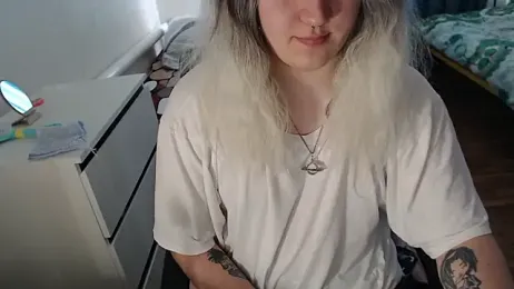 EvaMiron webcam model stream image