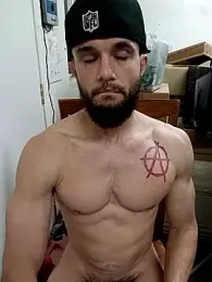 Paidbat webcam model stream image