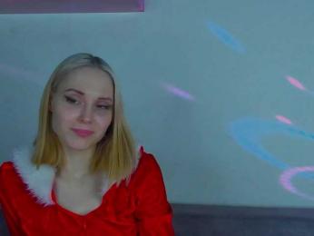 GinaLovely webcam model stream image