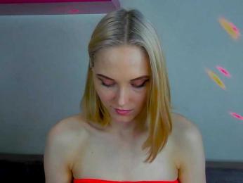 GinaLovely webcam model stream image