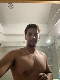 Axel_black10 webcam stripchat model stream image