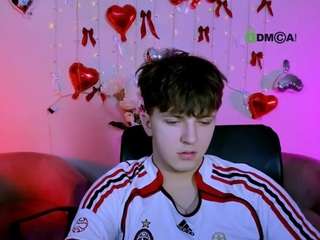 travis-wolf webcam model stream image