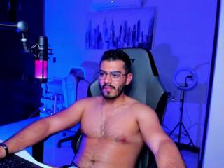 Bruno Oconer webcam flirt4free model stream image