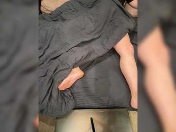 Beterbivol webcam bongacams model stream image