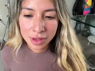 sweetxariel webcam model stream image