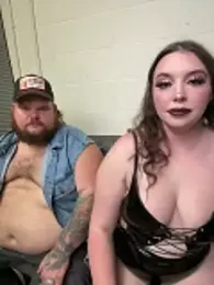 ANNIEandHUNNIE webcam model stream image