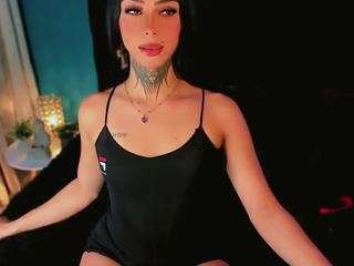 alice-christina webcam model stream image