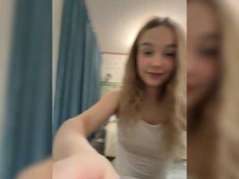 MimiMila webcam bongacams model stream image