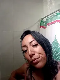 Laura_martin_ webcam model stream image