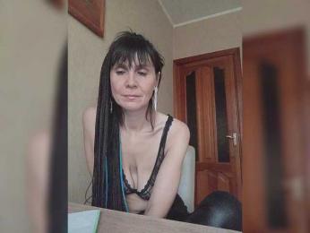 Hellenalonenochka webcam model stream image