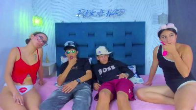 YoungsWild webcam model stream image