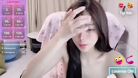 Puting_q webcam model stream image