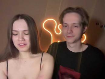 titsDestroy2008 webcam model stream image