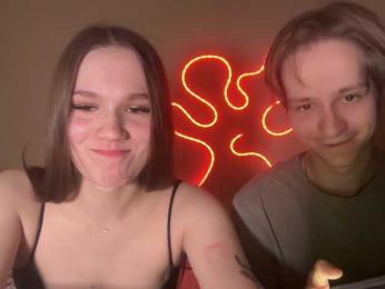 titsDestroy2008 webcam bongacams model stream image