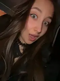 ICrazyOneIRL webcam model stream image