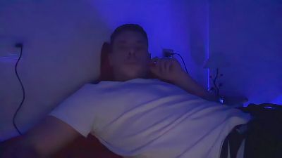 vezzo99 webcam cam4 model stream image