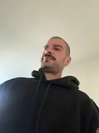 Greyoff webcam model stream image