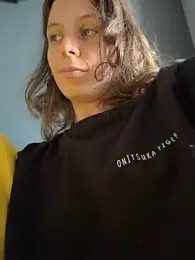 RinaMood webcam model stream image
