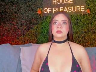 sara-bonneth webcam model stream image