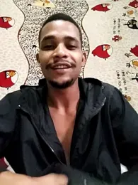 LATREL22ctmtrs webcam model stream image