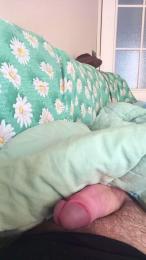 Johnnypeehot webcam model stream image