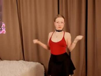 lornaelin webcam chaturbate model stream image