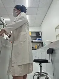 HinaLovely webcam model stream image