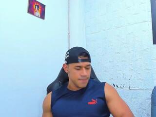 Aaron Velour webcam model stream image