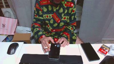 hucho40 webcam model stream image