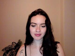 Lenna Whitee webcam model stream image