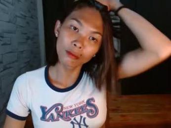 callme_shiel webcam model stream image