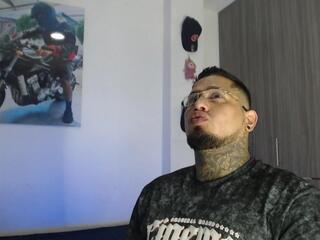 Apolo Strongman webcam flirt4free model stream image