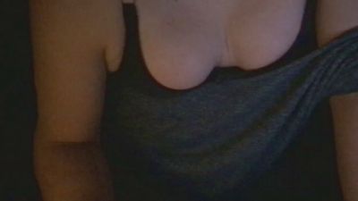 Rousey webcam model stream image