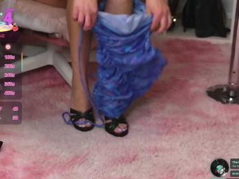 BaditaLuna webcam model stream image