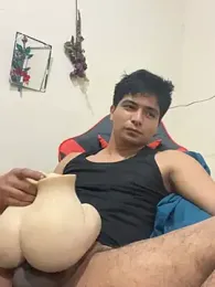 yObal-hot webcam model stream image