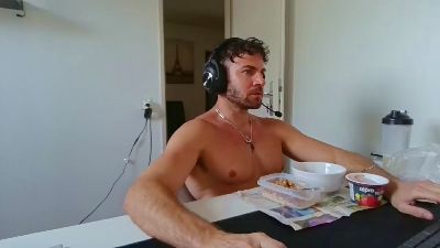 ALPHA_HUNK webcam model stream image