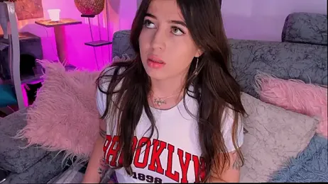 Sara_kitty12 webcam model stream image