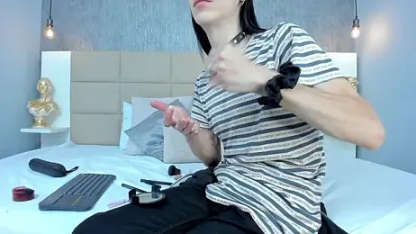 Hecatee_77 webcam model stream image