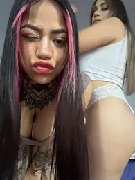 aliensexy webcam model stream image