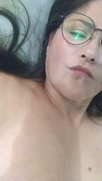 Akinna webcam cam4 model stream image