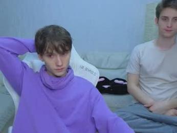 pupsenish webcam model stream image