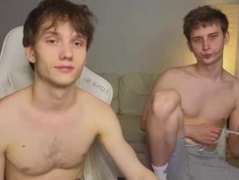 pupsenish webcam model stream image