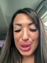 RuslanaXX webcam model stream image