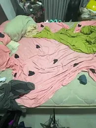 Uber-driver-dam webcam model stream image