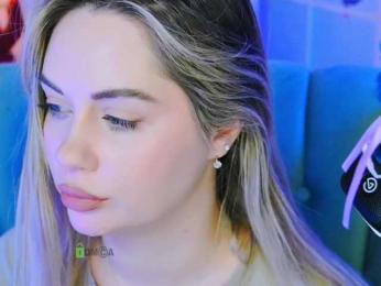 -ANN webcam bongacams model stream image