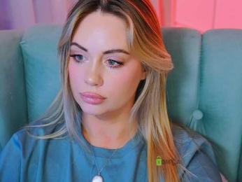 -ANN webcam bongacams model stream image