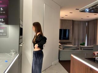 Helga Kleimola webcam model stream image