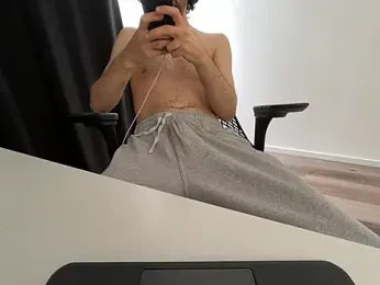 sunlesscrowd webcam model stream image