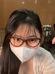 hide_from_colleagues webcam model stream image