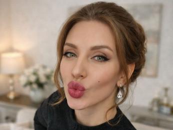 SimoniGrace webcam livejasmin model stream image